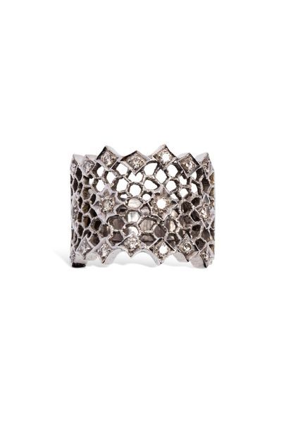 Ring in 18K (750/1000) white gold with openwork...