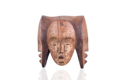 Masque heaume «Ngontang» 

Fang, Gabon, région...