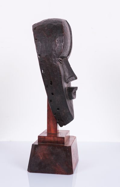 Masque Dan 

Côte d’Ivoire Bois, patine marron...