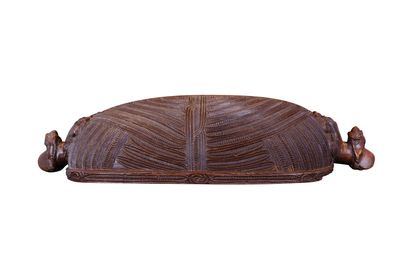 Maori waka huia box, New Zealand 

Hardwood...
