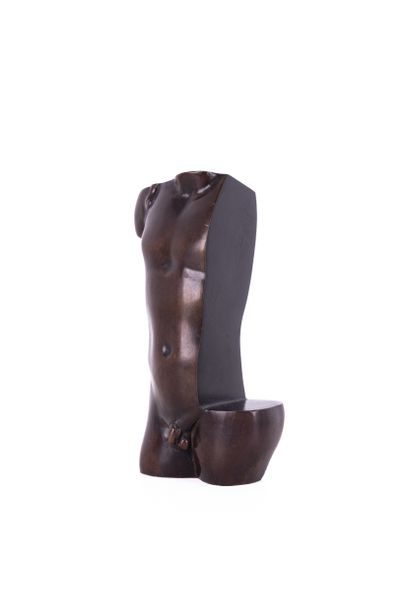 Sacha SOSNO (1937-2013)

Buste. 1989

Bronze

Signé,...