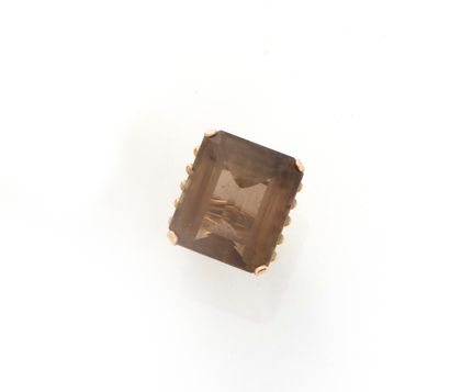 Bague cocktail en or jaune 9K (375/1000)...