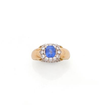 Bague jonc en or jaune 18K (750/1000) ornée...