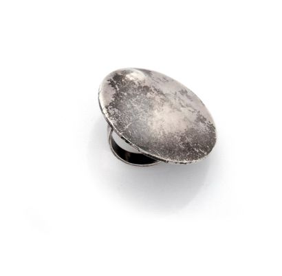Bague en argent (800/1000) ornée d'un plateau...