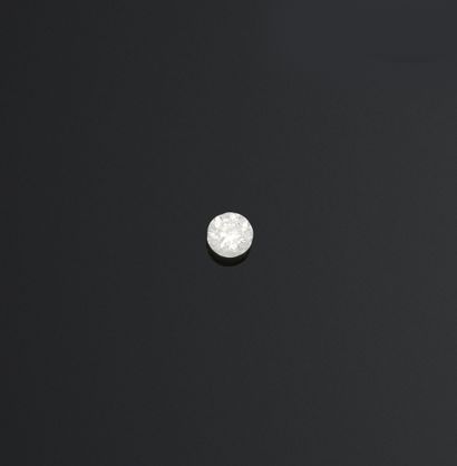 Diamant sur papier taille brillant pesant...