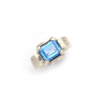 Bague Art Déco en argent (800/1000) serti...