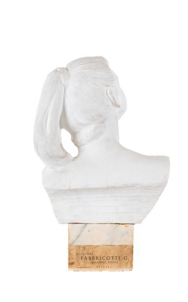 Young girl in profile

Carrara marble on...