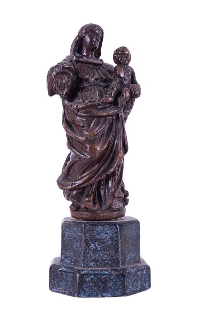 Virgin and Child in walnut carved in the...