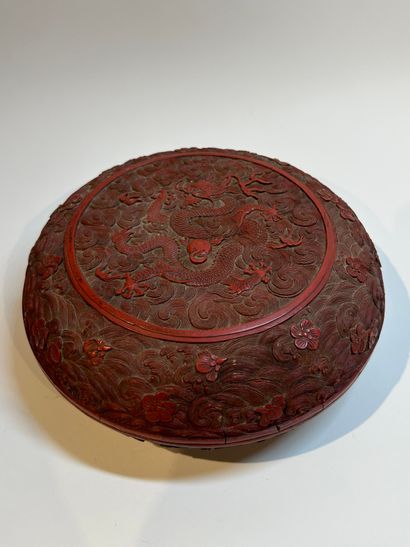 CHINE, XVIIIe siècle, Epoque Qianlong
Élégante...