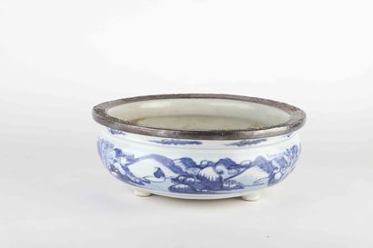 CHINE, XIXe siècle

Ensemble comprenant...