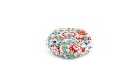 CHINE, XIXe

Ensemble de pièces en porcelaine...