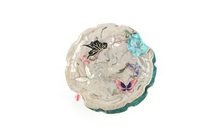 CHINE, XIXe

Ensemble de pièces en porcelaine...