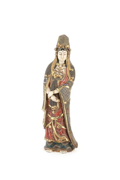 JAPON, XXème siècle

Ensemble de deux sujets...