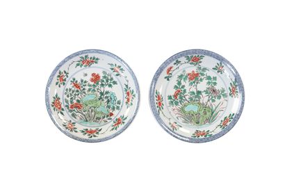 CHINE, XVIIIe siècle

Paire d'assiettes en...
