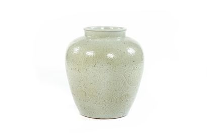 
CHINE, XXe siècle




Grand vase en porcelaine...