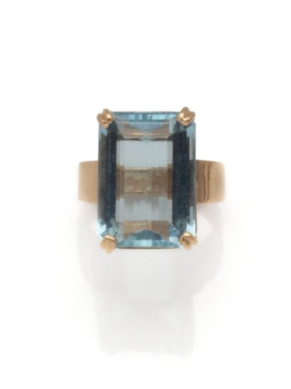 Bague cocktail en or jaune 18K (750/1000)...