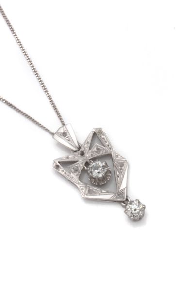Pendentif géométrique en or gris 18K (750/1000)...