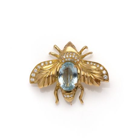 Importante broche en or jaune 18K (750/1000)...