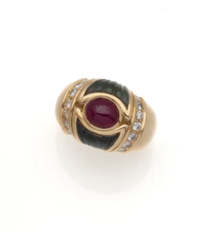 Mellerio 

Bague en or jaune 18k 750 millièmes...