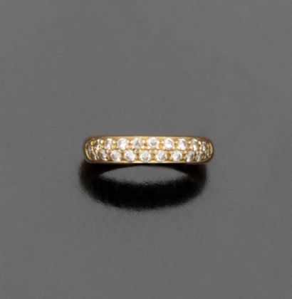 Boucheron

Demi-alliance en or jaune 18K...