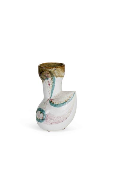 Gilbert VALENTIN (1928-2001)
Vase
Céramique
Signée...