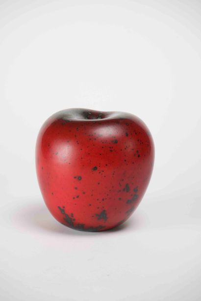 Hans HEDBERG (1917-2007)
Sculpture dite Pomme
Céramique
Monogrammée...