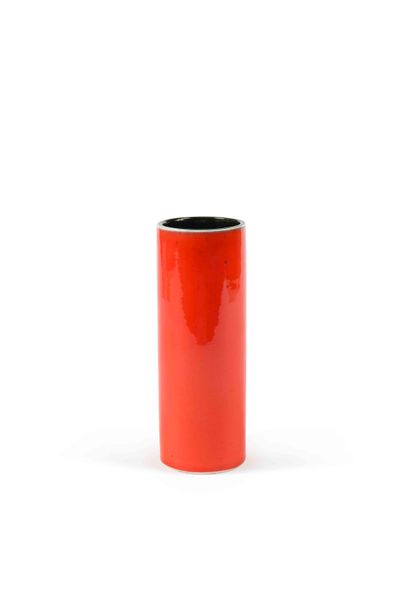 Georges JOUVE (1910-1964)
Vase dit Cylindre
Céramique
Signée...