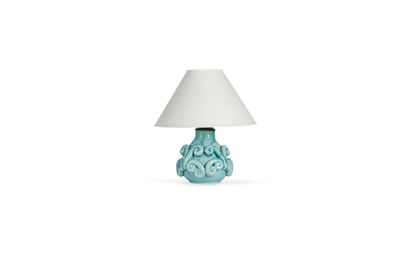 (Roger Capron, Robert Picault & Jean Derval)
Lampe
Céramique
Cachet...