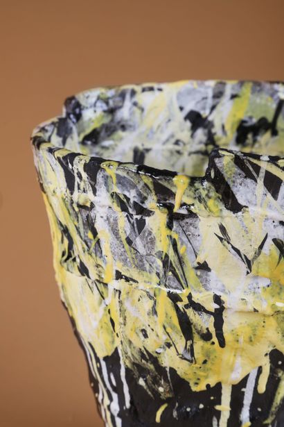 Elke SADA (1965) 
Vase dit n°7 de la série...