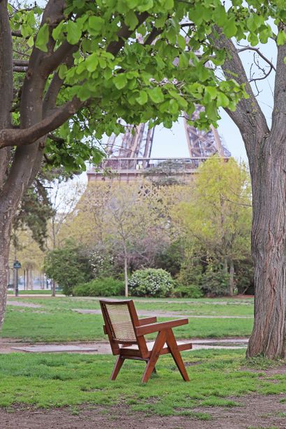 Pierre JEANNERET (1896-1967) Fauteuil dit...