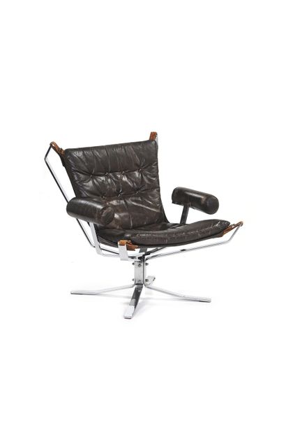 TRYGG MOBLER (XX) Rare paire de fauteuils...