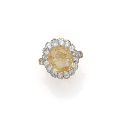 Importante bague pompadour en or deux tons...
