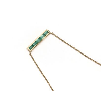 Collier en or jaune 14K (585/1000) à mailles...