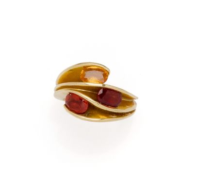 Bague en or jaune 18K (750/1000) ornée de...