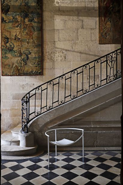 Philippe STARCK (1949)
Dr Sonderbar armchair
Metal
63...