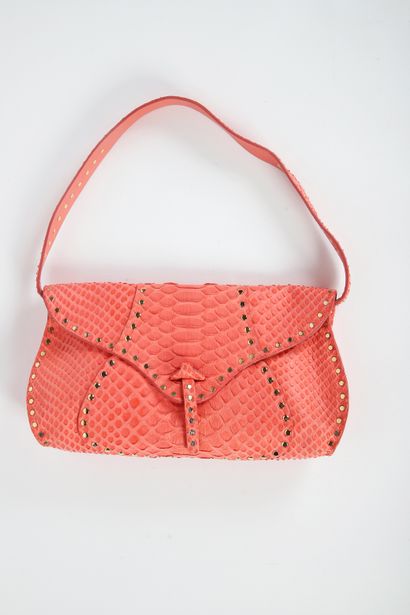 CÉLINE
28 cm clutch bag, in salmon reptile...
