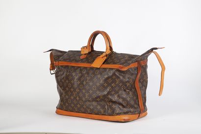 Louis VUITTON circa 1984
Shoe bag in monogram...