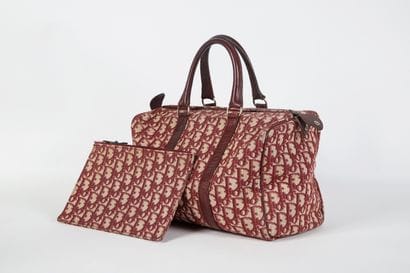 Christian DIOR
Dior burgundy canvas Boston...