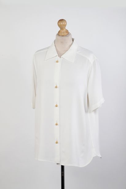 HERMES Paris
White silk blouse with small...