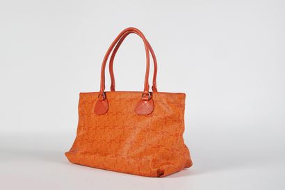 CÉLINE
32 cm tote bag in orange coated canvas,...