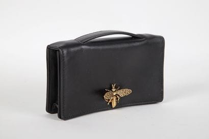 Christian DIOR 
Mini bee pouch in black leather,...