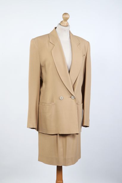 Jean-Louis SCHERRER, Giorgio ARMANI
Set including...