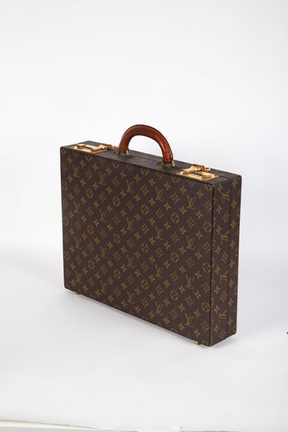 Louis VUITTON circa 1983
Attaché-case 