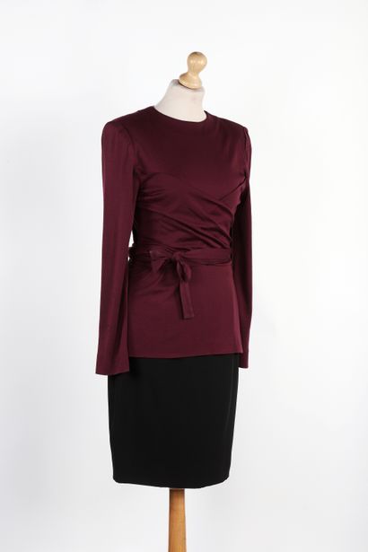 Jean-Louis SCHERRER
Set including a plum...