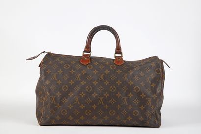 Louis VUITTON
40 cm 