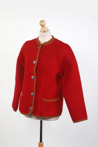 ARNYS
Austrian-inspired ochre and red wool...