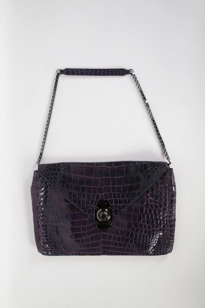 CÉLINE
32 cm clutch bag, in glossy purple...