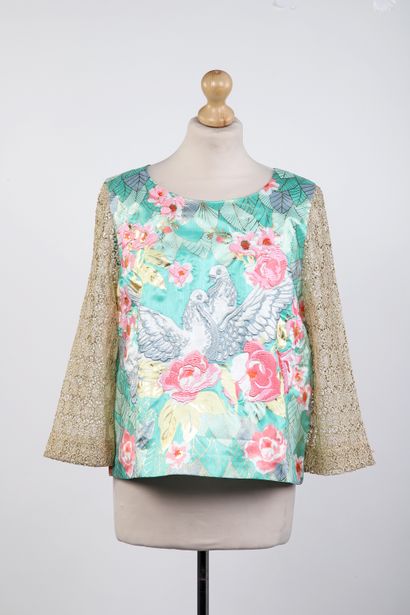 MANOUSH
Shaped top with foliage motif and...