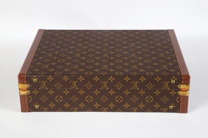 LOUIS VUITTON
Number 969667
Attaché-case...