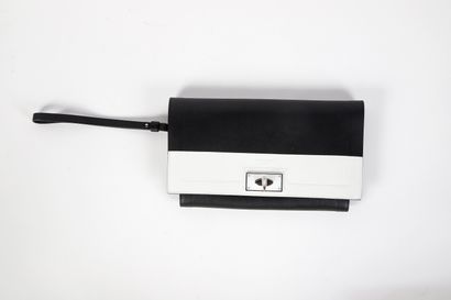 GIVENCHY
Two-tone black and white leather...